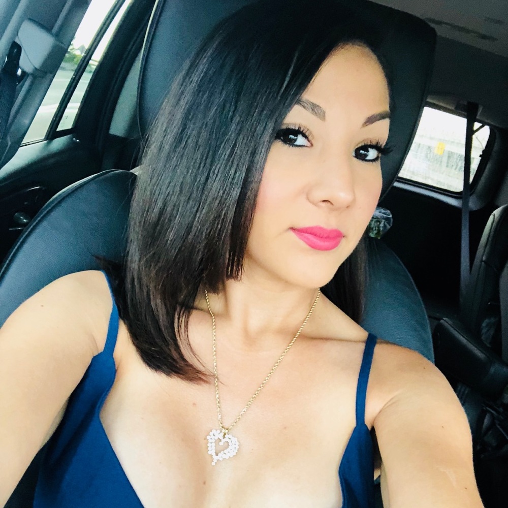 Meet your Posher, Carmen